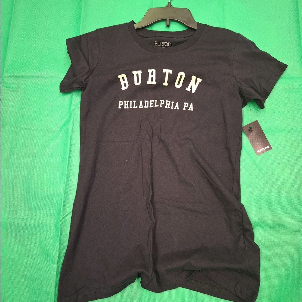 NWT Burton Philadelphia Black Cotton T-Shirt